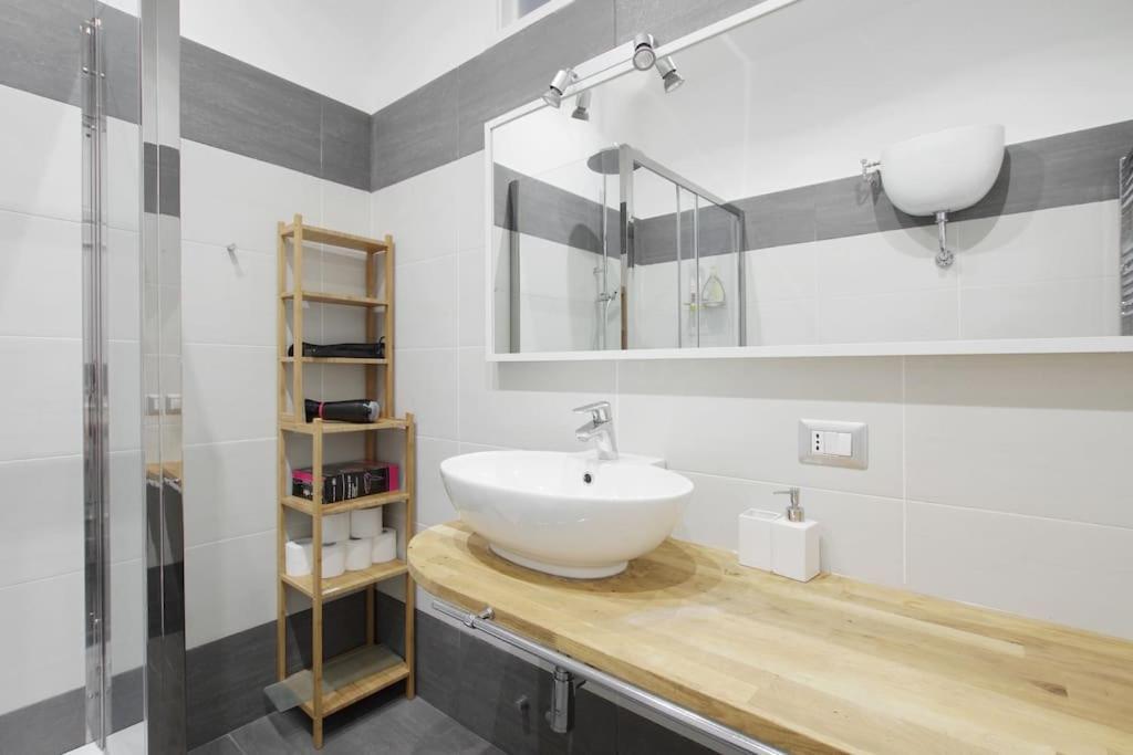 San Peter Apartment - Your Home In The Heart Of Рим Экстерьер фото